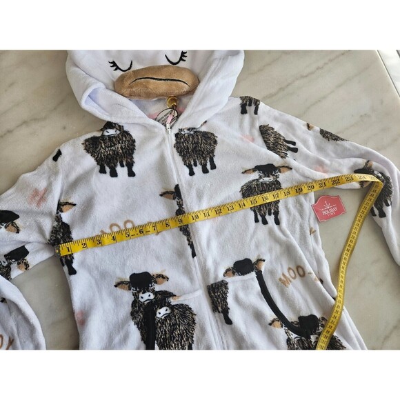 New Holiday Time Women's Cowgirl Sleepwear with Hood and Bell, NWT - Picture 13 of 15